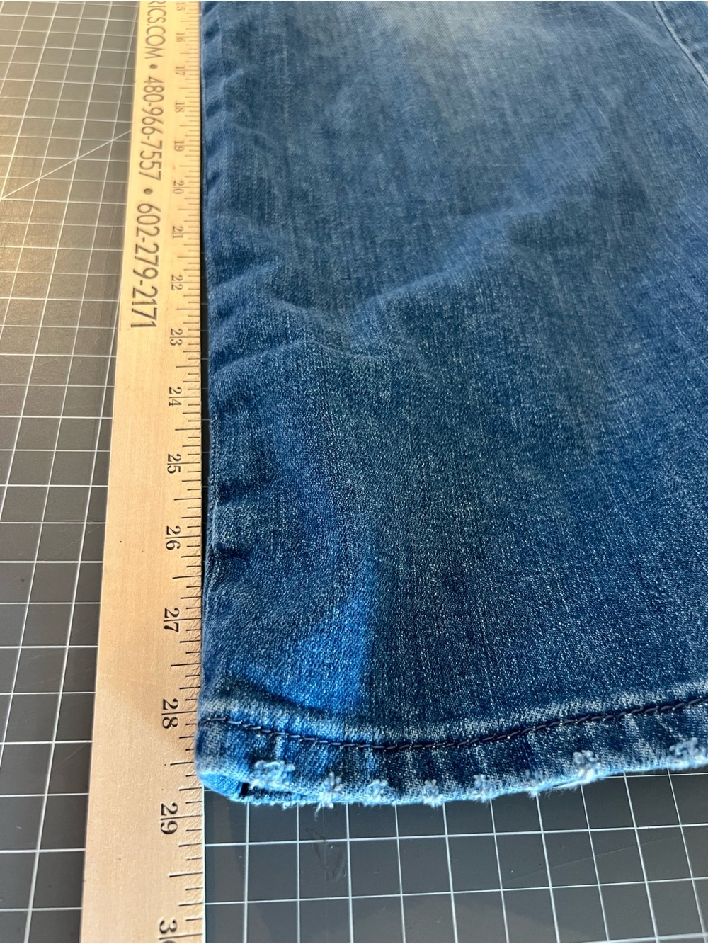Pilcro Straight-Leg Women’s Jeans — Medium Blue Wash - Picture 9 of 9